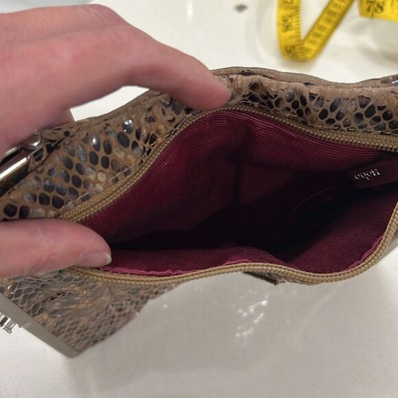 Hobo Lauren Clutch Wallet Snake Skin Print - Picture 9 of 16